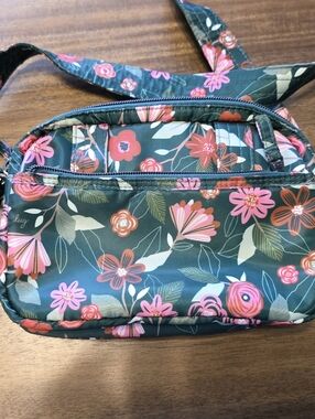 Lug Crossbody Bag Super Coupe 2 in Everglade Floral
